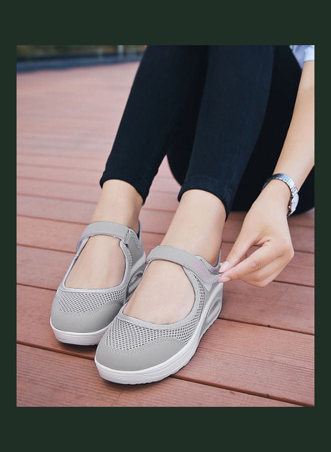 Beauenty Spring and summer breathable, heighten net and air cushion walking shoes for middle-aged and elderly people anti slip soft soled women's shoes grey - Image 4