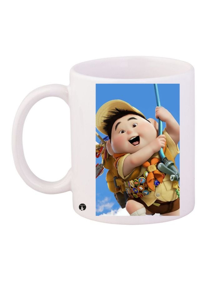 مج قهوة مطبوع عليه صورة من فيلم 'Russell' بني/أصفر/أبيض