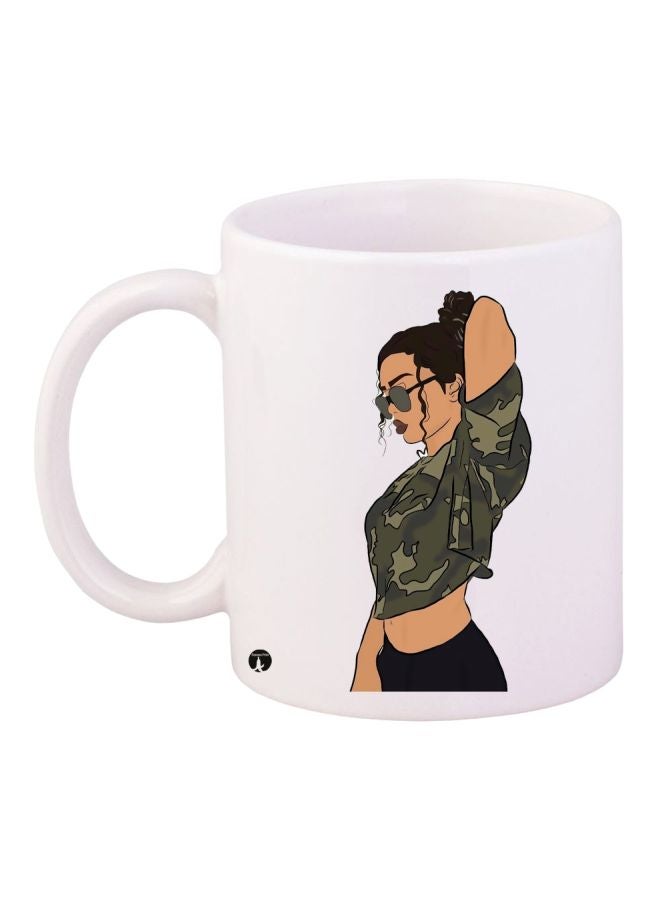 مج قهوة مطبوع عليه صورة رسوم متحركة أبيض/ أخضر/ بيج