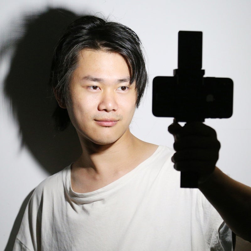 Generic - Smartphone Tripod Stand with In-Built LED Fill Light Black - Image 1