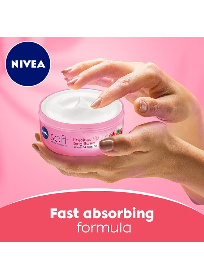 Nivea Soft Freshies Moisturizing Cream, Berry Blossom Jar Berry Blossom 100ml - Image 4