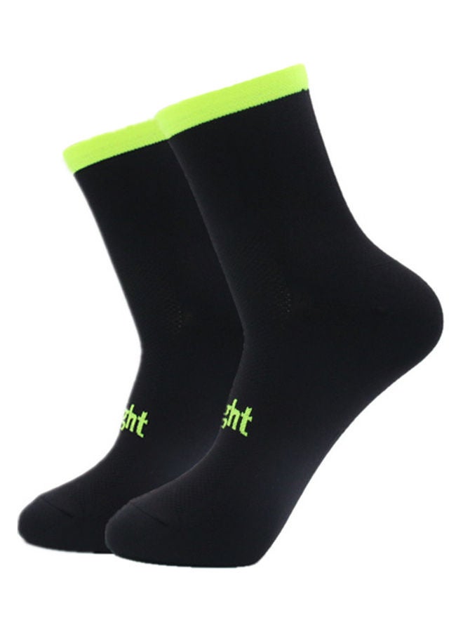 Generic Cycling Moisture-Wicking Bike Socks 17 x 3 x 11cm - Image 1