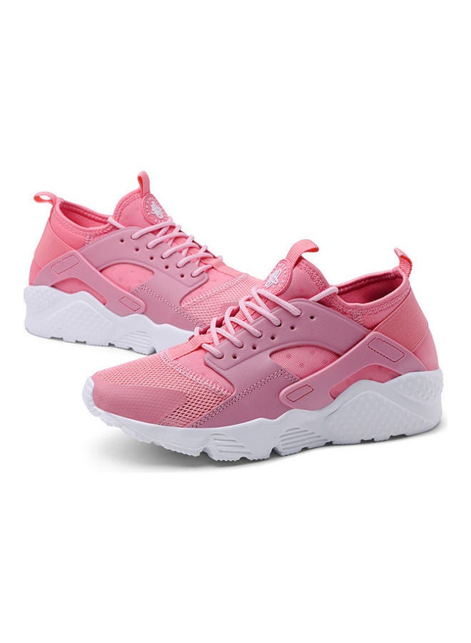 بيوينتي حذاء تدريب برباط ورقبة منخفضة للنساء - Image 1