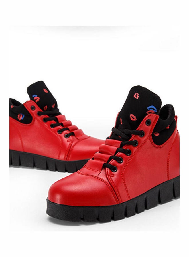 حذاء بوت كاجوال برباط شتوي مسطح أحمر وأسود