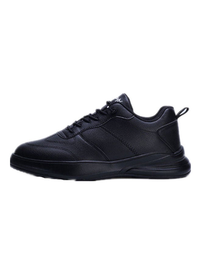 Beauenty Men's Youth Lace-Up Sports Shoes Black - Image 1