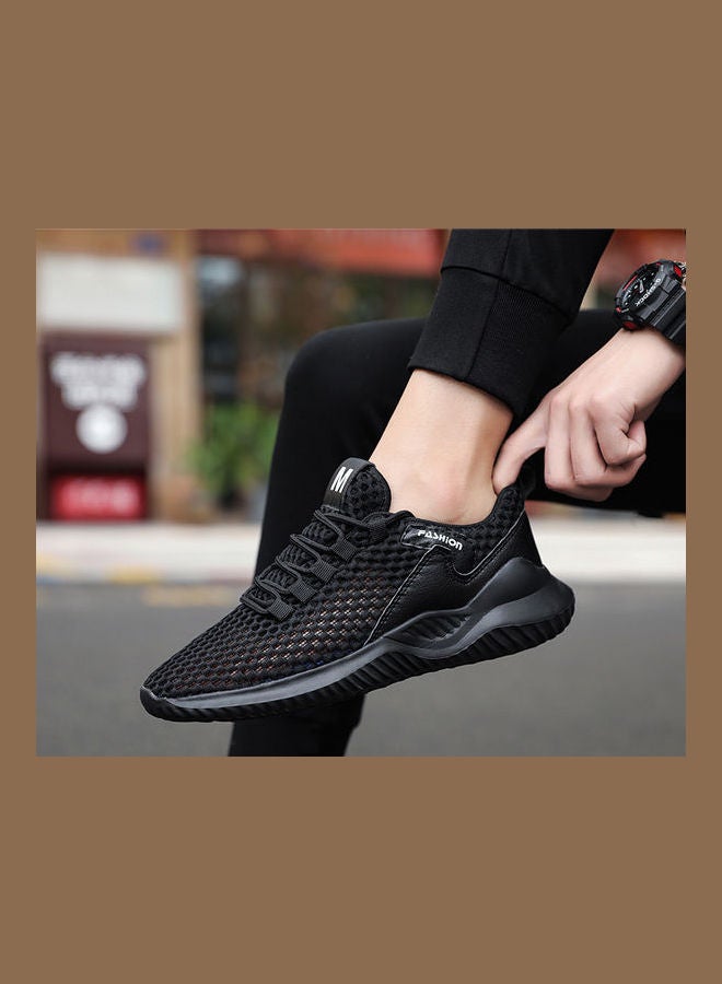 بيوينتي حذاء رياضي كاجوال برباط للتدريب أسود - Image 4