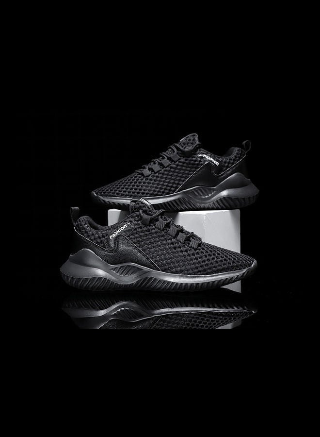 بيوينتي حذاء رياضي كاجوال برباط للتدريب أسود - Image 3