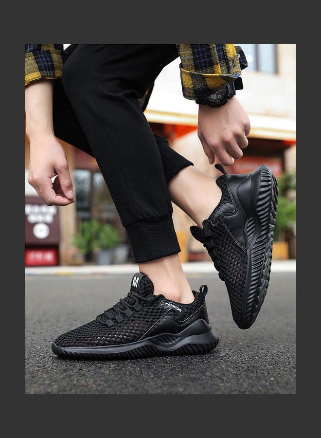 بيوينتي حذاء رياضي كاجوال برباط للتدريب أسود - Image 5