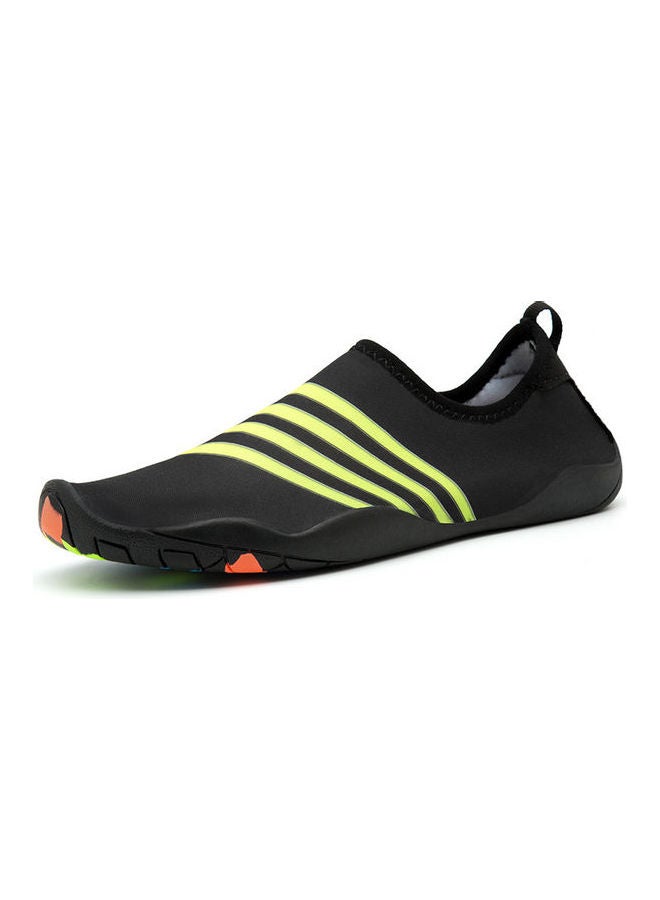 Beauenty Women's Swimming Low Top Sneakers Black/Yellow - Image 1