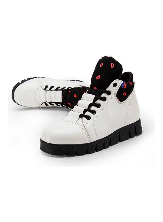 Beauenty Winter Flat Lace-Up Casual Boots White/Black  - Image 2