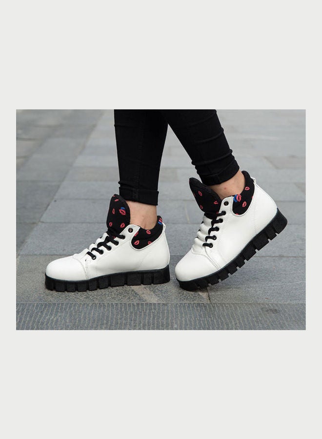 Beauenty Winter Flat Lace-Up Casual Boots White/Black  - Image 5