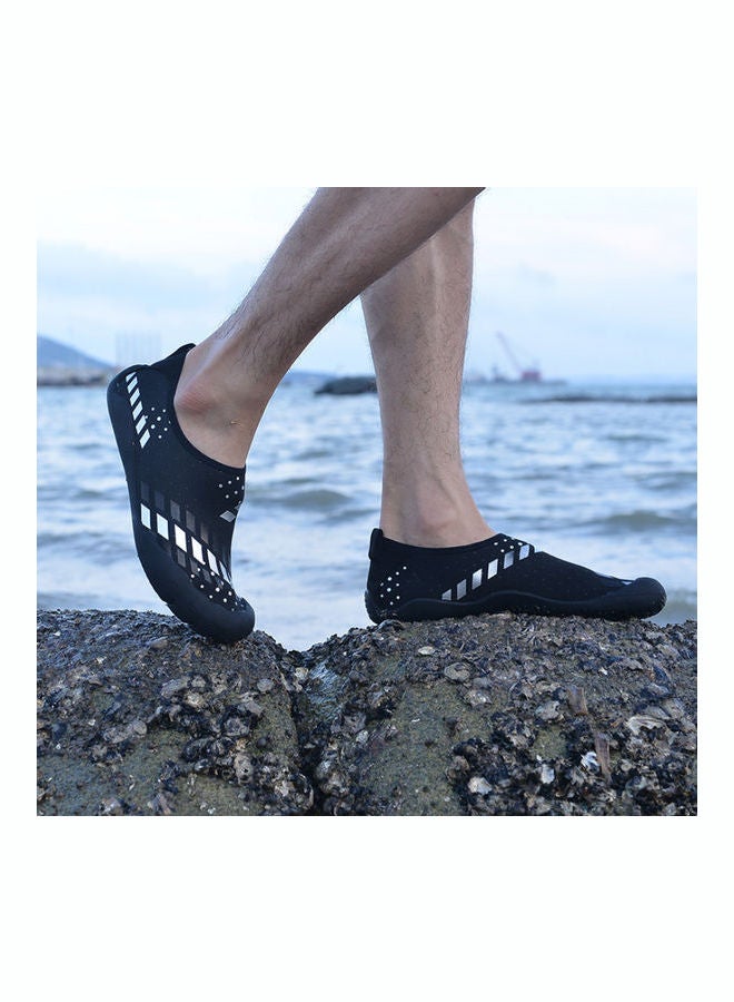 Beauenty Beach Barefoot Trainers Black/White - Image 4