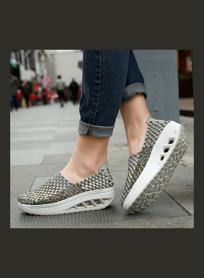 Beauenty - Korean Fashion Breathable Slip-Ons Green - Image 1