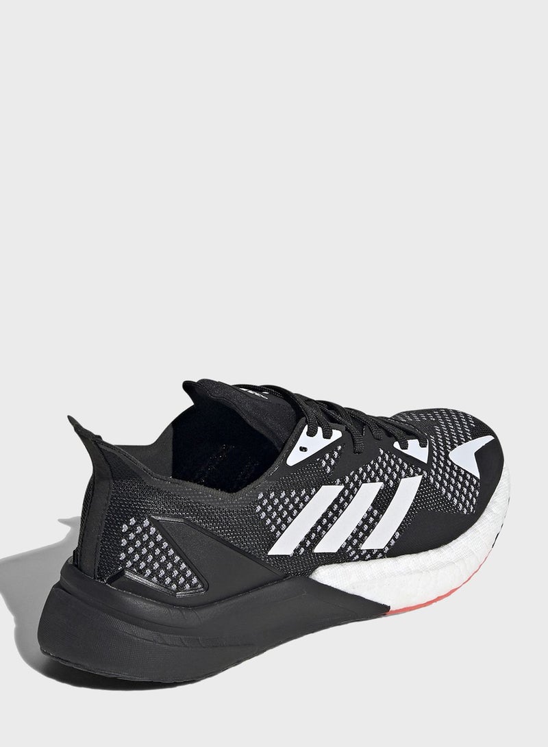 اديداس حذاء ركض مزود برباط أسود - Image 4