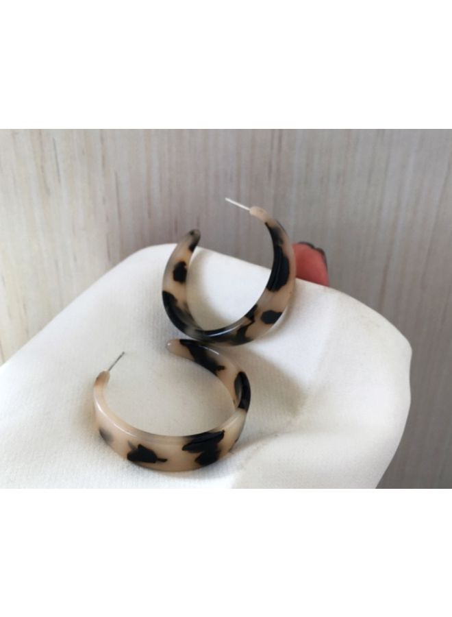 J&J Leopard Printed Hoop Earrings - Image 3