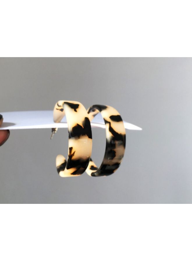 J&J Leopard Printed Hoop Earrings - Image 5