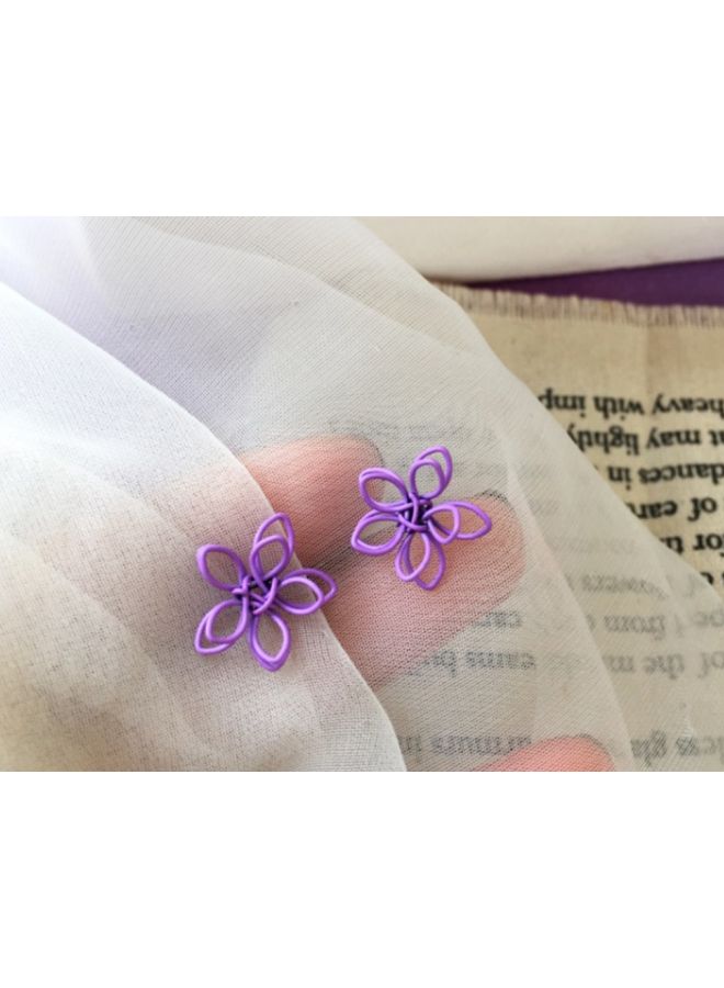 J&J - Flower Designed Studs - Image 1