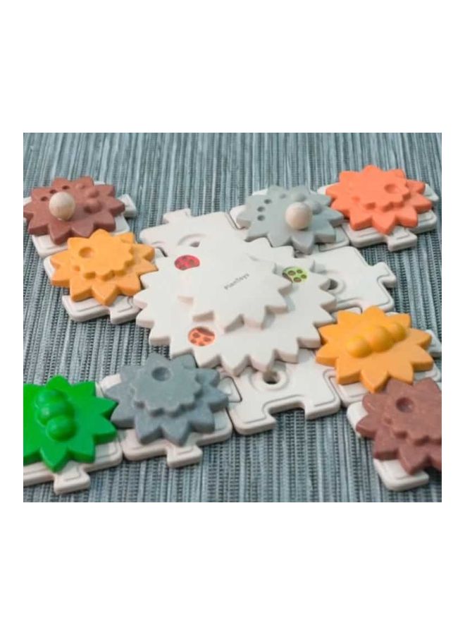PlanToys - Plantoys Wooden Gear & Puzzle 8.7 x 7.7 x 2.3cm - Image 1