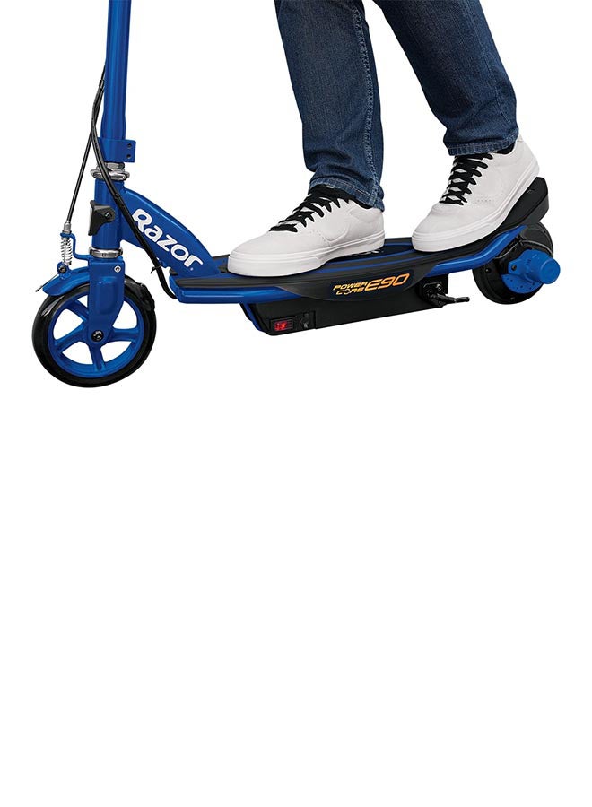 ريزر سكوتر كهربائي Razor بقوة 85 وات - سكوتر Power Core E90 E للأطفال من سن 8 سنوات فما فوق بسرعة قصوى تبلغ 10 ميل في الساعة ومدة ركوب 60 دقيقة ومدى يصل إلى 10 أميال وبطارية 12 فولت 7 أمبير وإطارات مقاومة للثقب مقاس 5.6 بوصة - أزرق أزرق 84.5x20.5x35سم - Image 3