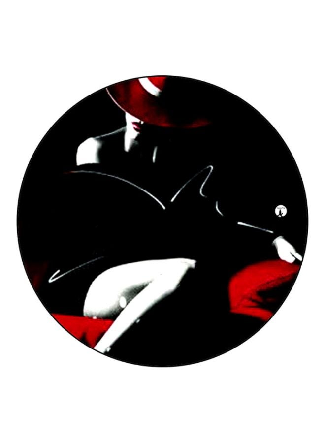 بي بي لوح ماوس بتصميم امرأة أسود / أبيض / أحمر