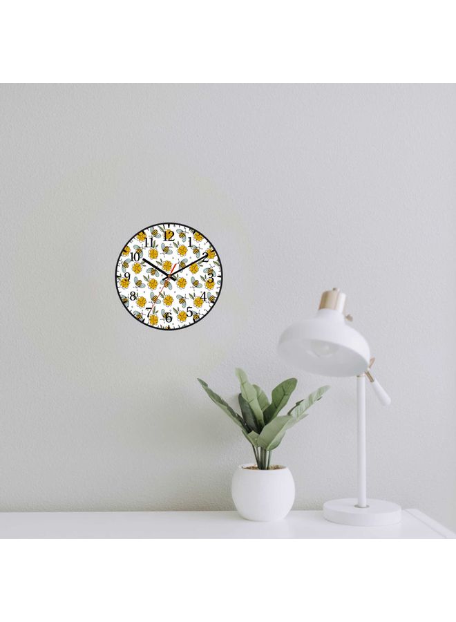 LOWHA Bees Decorative Battery Operated Wall Clock Black 30x30cm  - Image 2