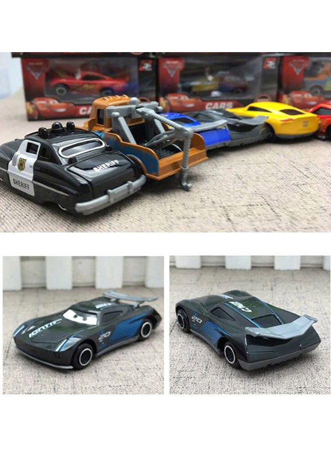 مجموعة ألعاب بتصميم مستوحى من فيلم "Cars 2" وشخصية ماكوين لشركة بيكسار - Image 5