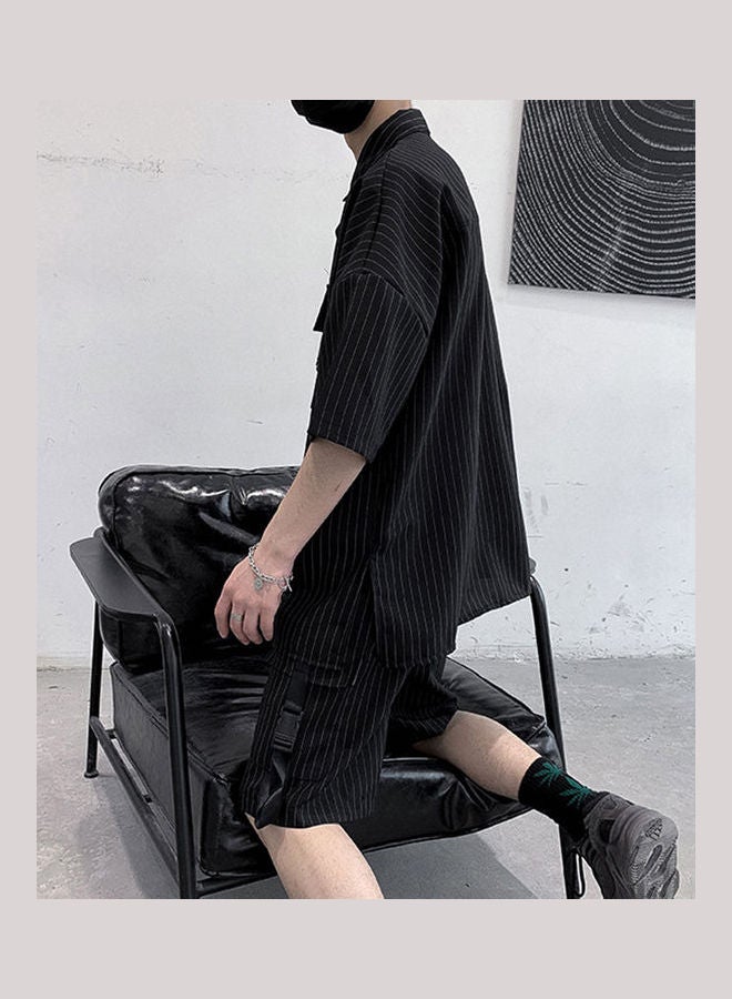 طقم شورت وقميص بأكمام قصيرة بنقشة مخططة أسود - Image 4