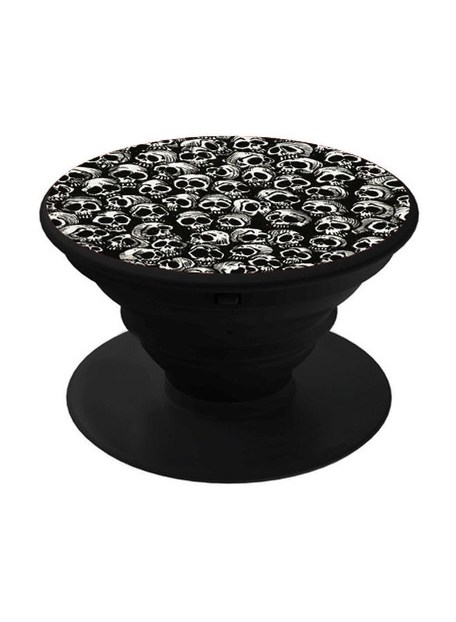 بي بي حامل هاتف بوب سوكيت بطبعة جماجم أسود/ أبيض - Image 1