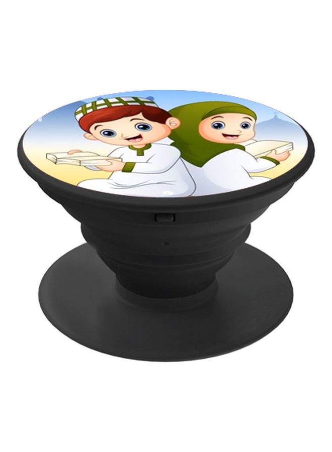 BP Boy And Girl Reading Quran Printed Pop Socket Phone Holder White/Green/Black - Image 1