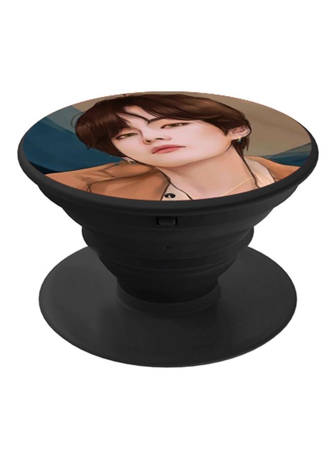 BP BTS V Printed Pop Socket Phone Holder Brown/Blue/Black - Image 1