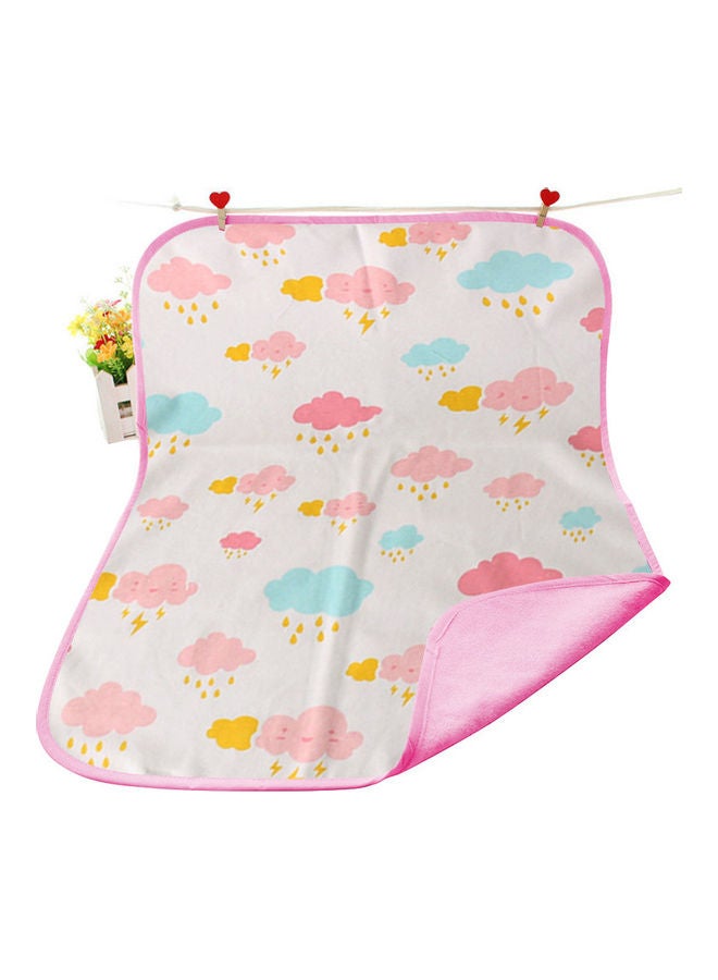 صن بيبي بساط تغيير الحفاظات قابل لإعادة الاستخدام بطبعة سحابة - Image 1