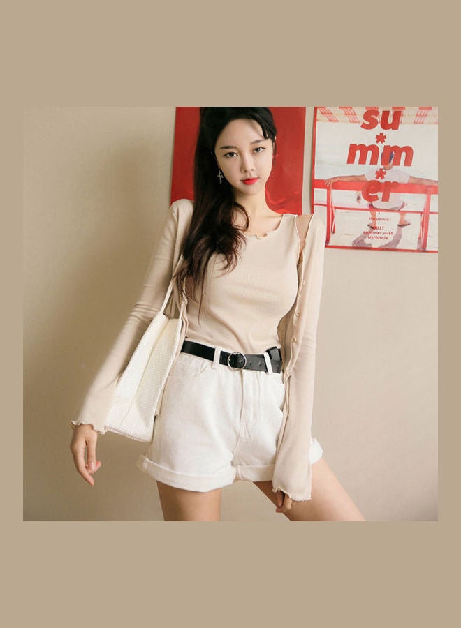 شورت جينز واسع بخصر مرتفع وحواف ملفوفة مناسب لفصل الصيف أبيض - Image 4