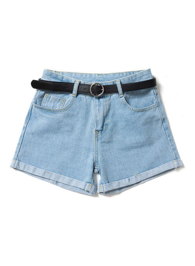 شورت جينز واسع بخصر مرتفع وحواف ملفوفة مناسب لفصل الصيف أزرق فاتح - Image 1