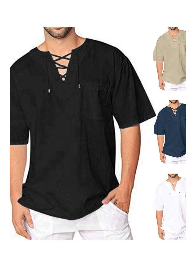 تيشيرت رجالي بتصميم عصري بأكمام قصيرة وبرقبة على شكل حرف V بحبال مترابطة ولون سادة أسود - Image 2