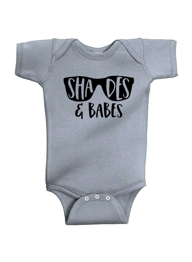 Twinkle Hands Shades And Babes Printed Onesies Grey/Black - Image 1