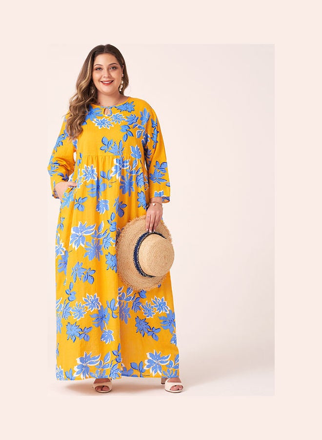 فستان شيفت بقصة كبيرة وأكمام طويلة وفتحة رقبة على شكل حرف O مزين بطبعات أصفر - Image 1