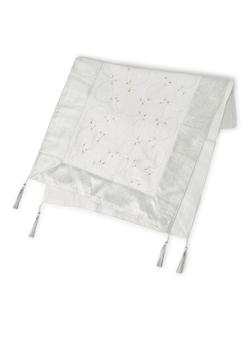 Ikras Decorative Fabric Runner White/Silver 50x150cm - Image 1