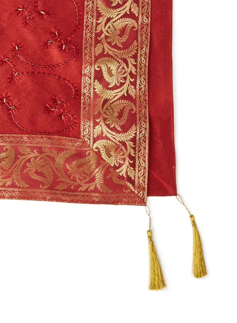 Ikras Decorative Fabric Runner Red/Gold 50x150cm - Image 2