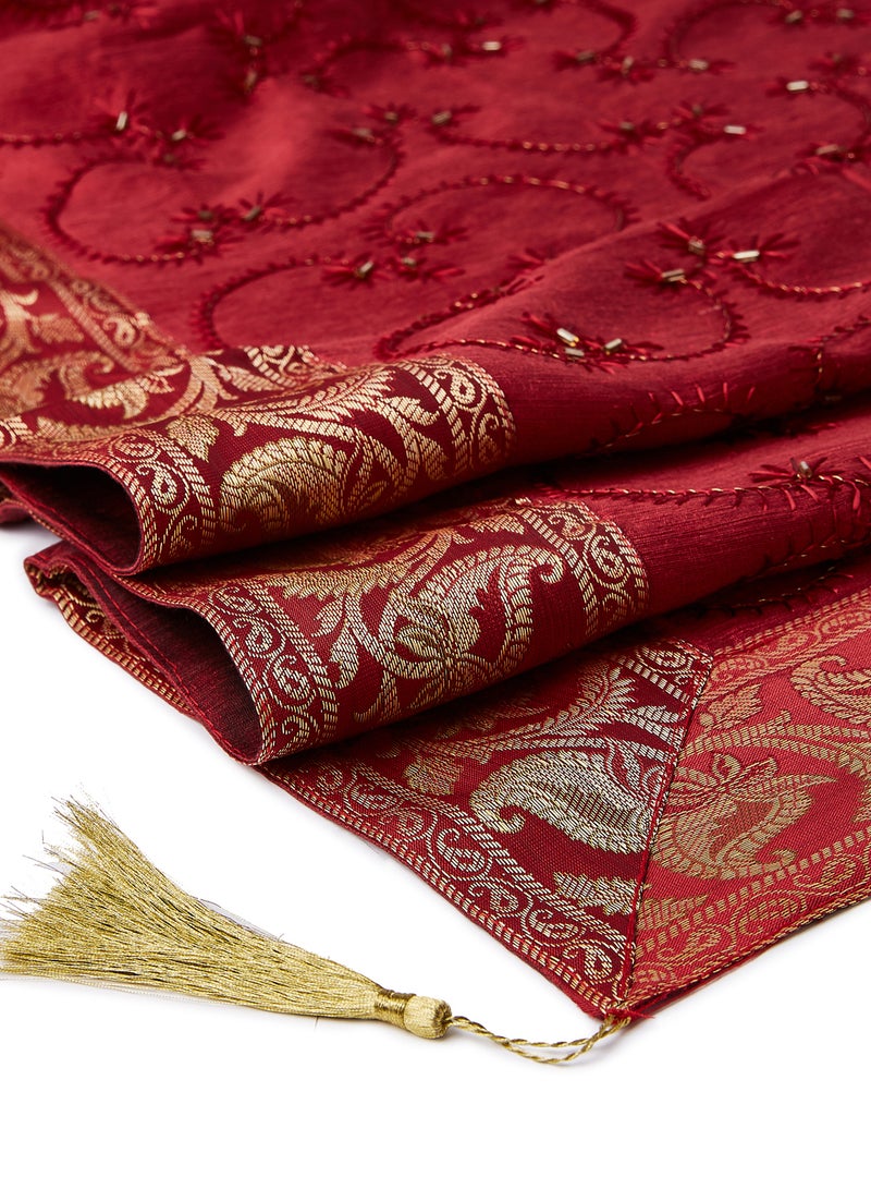 Ikras 4-Piece Embroidered Runner With Placemat And Tissue Box Set Red/Gold 50x100cm - Image 4
