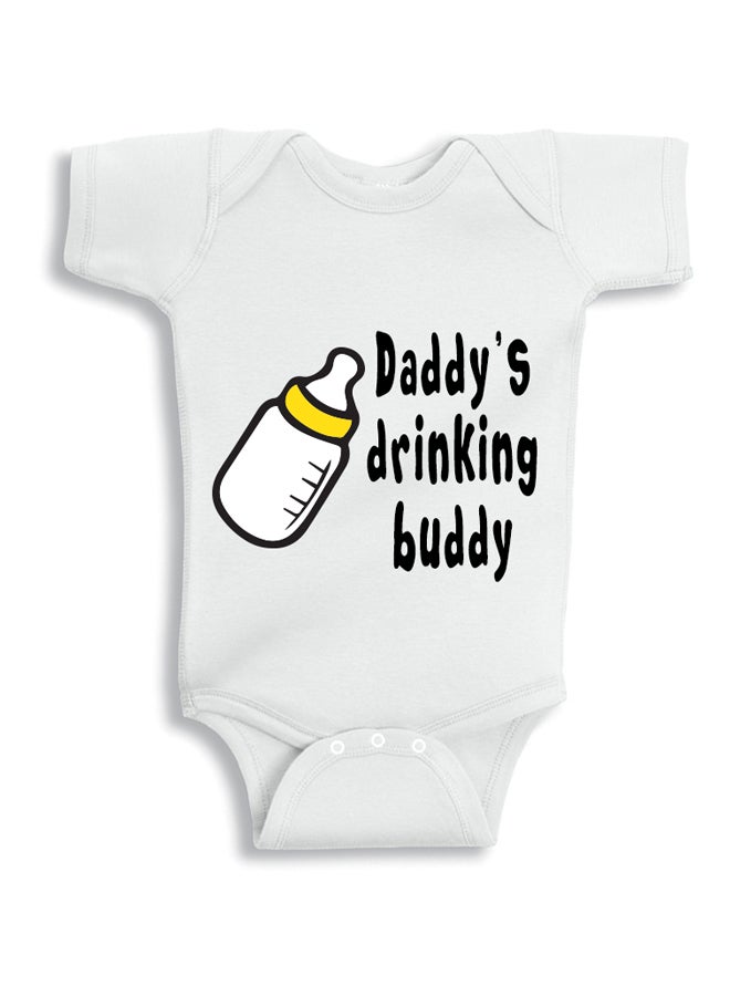 Twinkle Hands Daddy's Drinking Buddy Printed Onesie White/Black/Yellow - Image 1