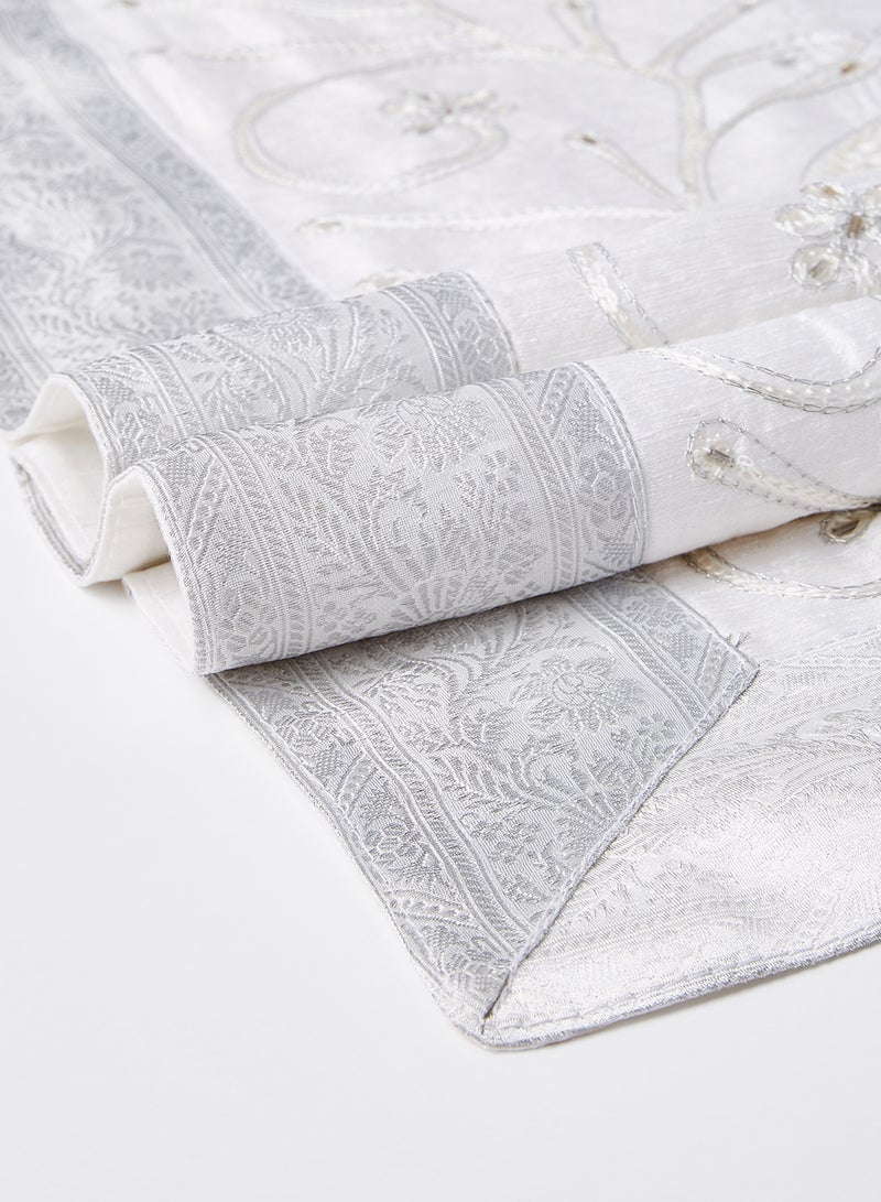 Ikras 5-Piece Embroidered Placemat and Table Runner Set White  - Image 3