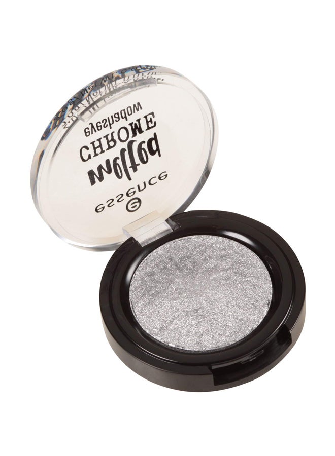 Essence - Melted Chrome Eyeshadow 04 Steel The Look - Image 1