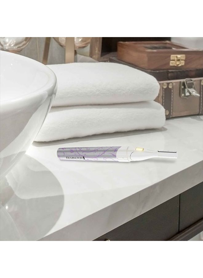 ريمنغتون ماكينة التشذيب الدقيقة سموث آند سيلكي مزودة بتفاصيل إضاءة أبيض/رمادي 5.6بوصة - Image 5