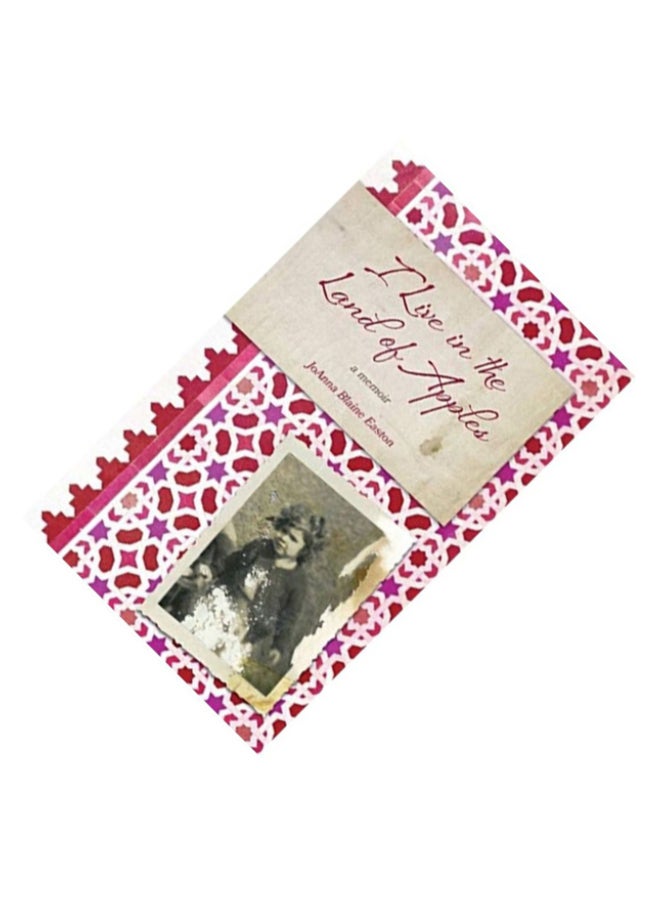 I Live In The Land Of Apples paperback english  - Image 3