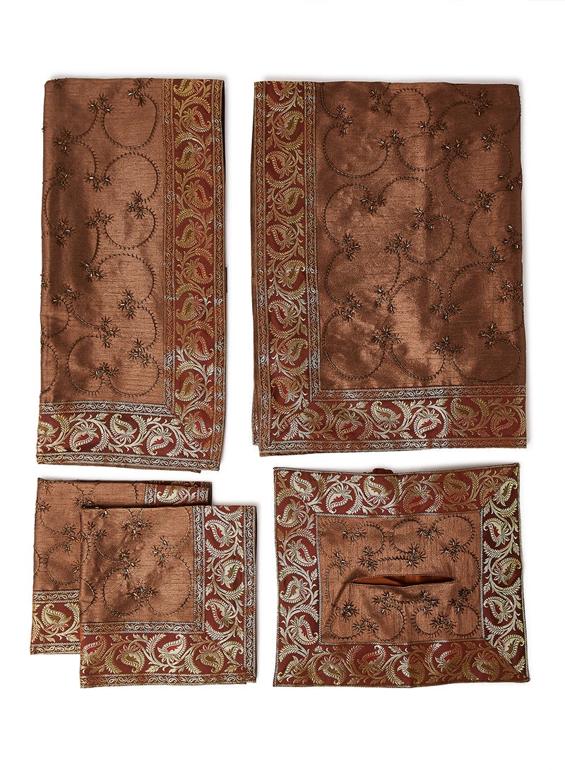 إيكراس طقم غطاء طاولة بني - Image 1