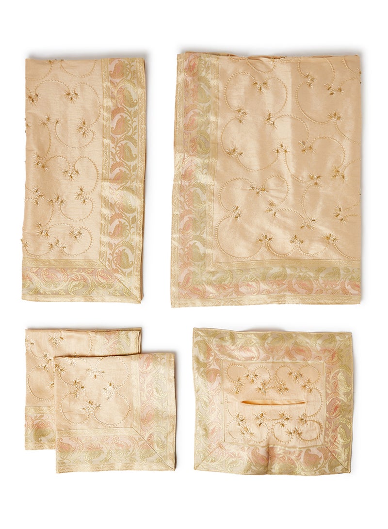 Ikras Table Cloth Set Beige  - Image 1