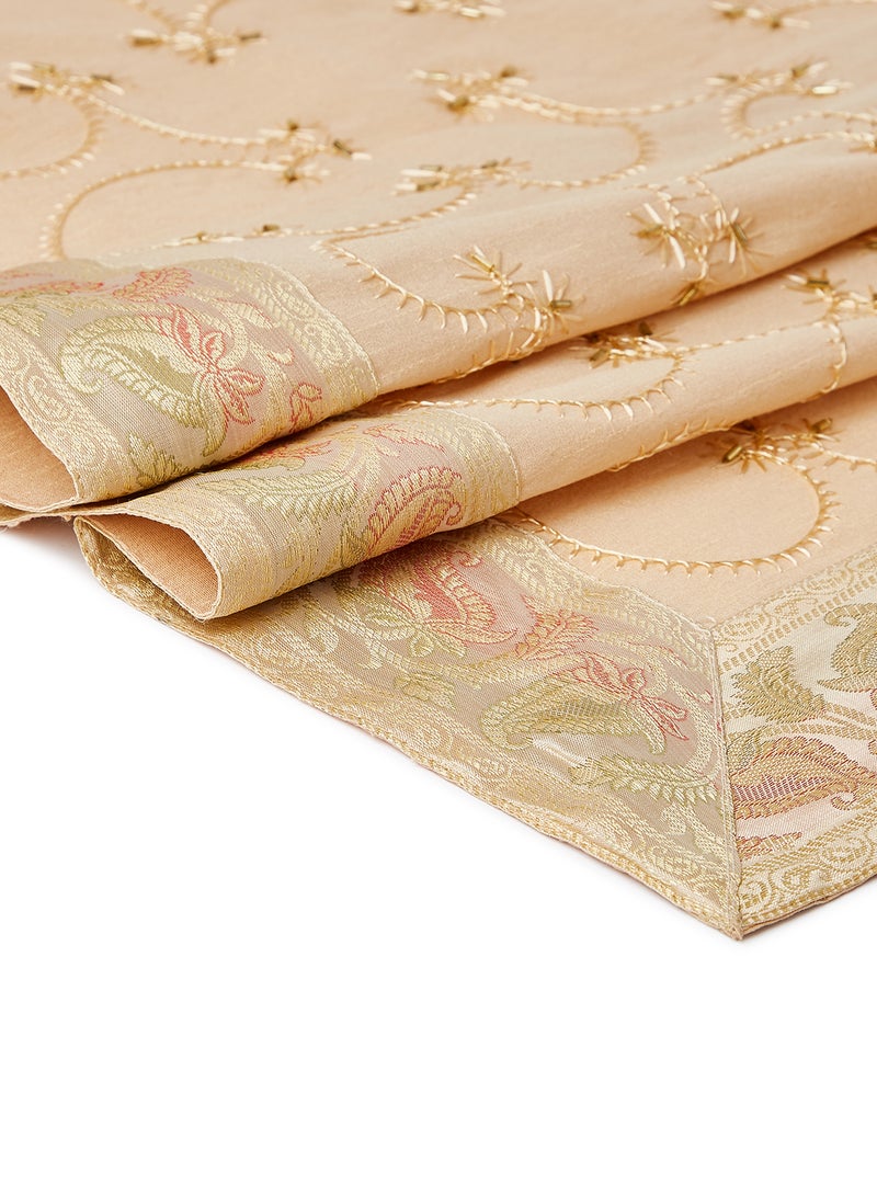 Ikras Table Cloth Set Beige  - Image 4