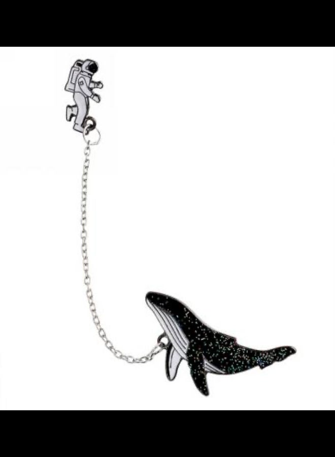 5esha Space Astonaut With Dolphine Design Brooch  - Image 1