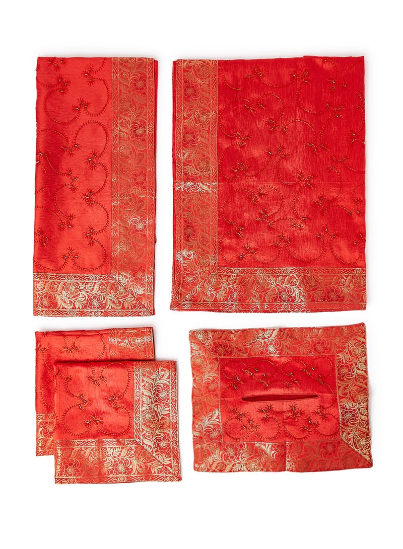 Ikras Table Cloth Set Red - Image 1
