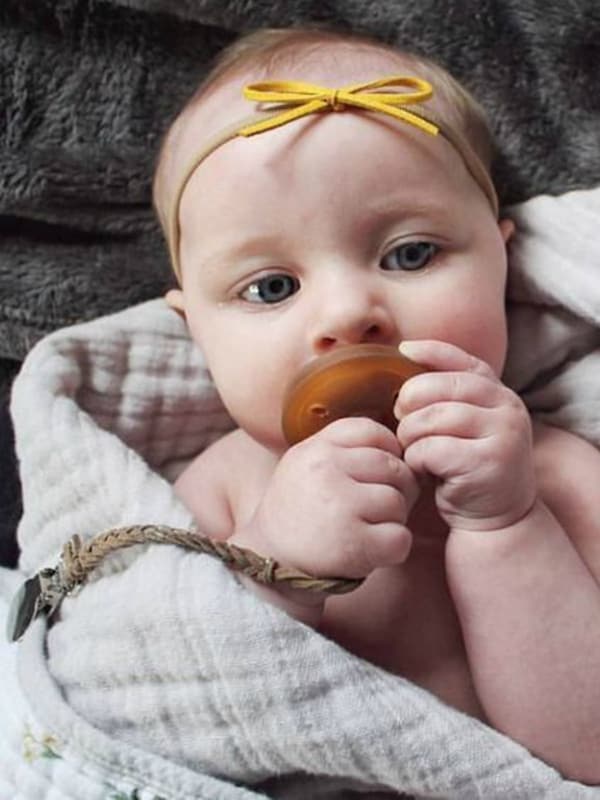 1-Piece Hairband And Eco-friendly Teether Clip Set - Image 3